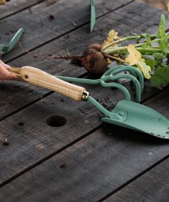 Spade Hand Trowel